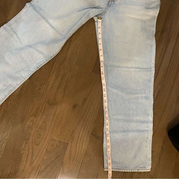 Levi's Ribcage Straight Ankle Jeans - Picture 16 of 16